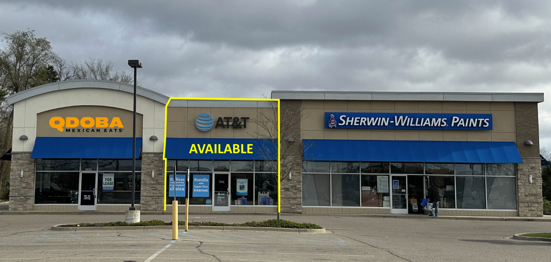 Wixom Alpha Shoppes Photo